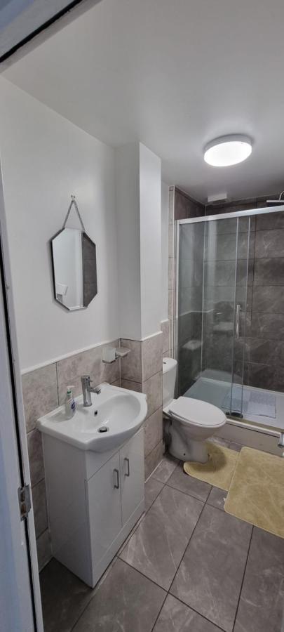 Appartamento Vh Premier Flat 3 Gillingham  Esterno foto