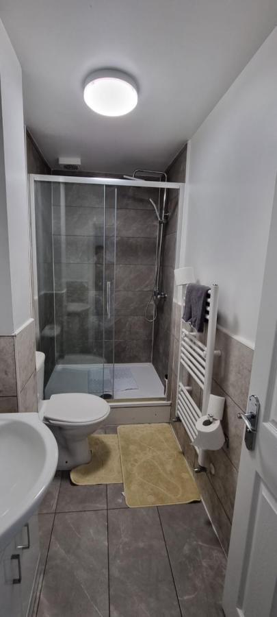 Appartamento Vh Premier Flat 3 Gillingham  Esterno foto